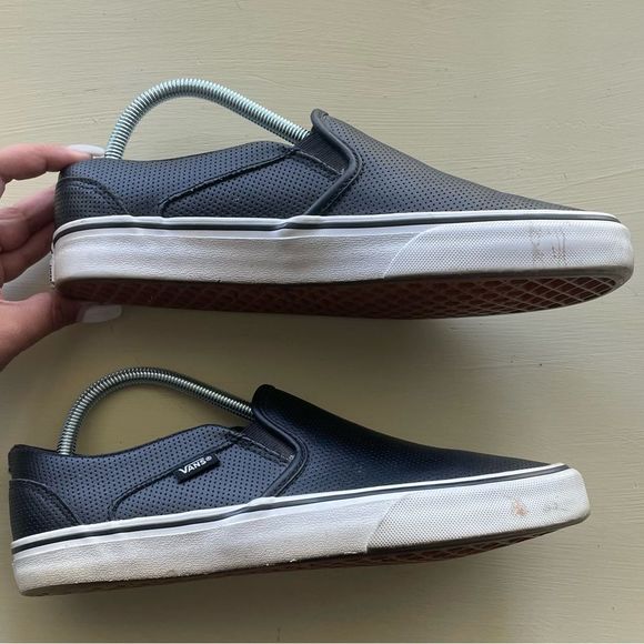 VANS Black Leather Slip Ons 721461 - Picture 10 of 11